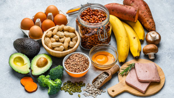 Who is susceptible to Vitamin B12 deficiency?