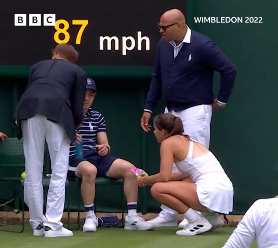 Burrage offered some Percy Pigs to the ball boy at the start of the second set