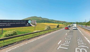 Housebuilder's advertising signs rejected - The Edinburgh Reporter