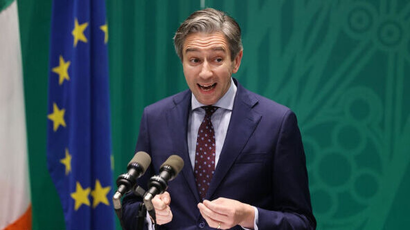 Harris to hold talks with NI Executive on US trade deals