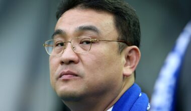 Sheffield Wednesday players refuse to play friendly as wages are late again