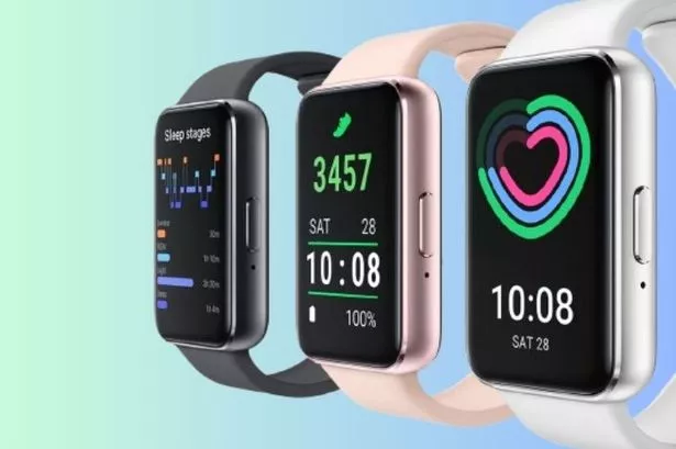 Three Samsung Galaxy Fit3 smartwatches in black, pink and white