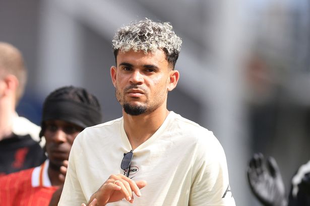 PRESTON, ENGLAND - JULY 13: Luis Diaz of Liverpool applauds the fans after  the pre-season friendly match between Preston North End and Liverpool at Deepdale on July 13, 2025 in Preston, England. (Photo by Catherine Ivill - AMA/Getty Images)