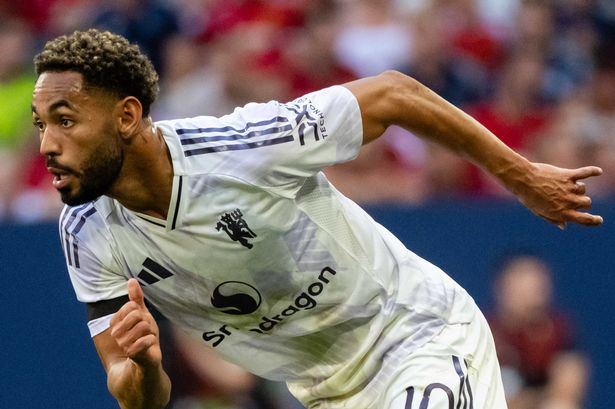 Cunha made his first United appearance in Sweden
