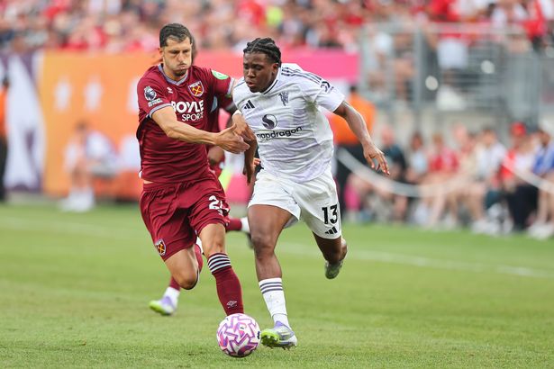 Patrick Dorgu in action for Manchester United against West Ham United.