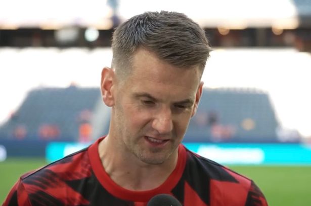 Tom Heaton is interviewed by MUTV.