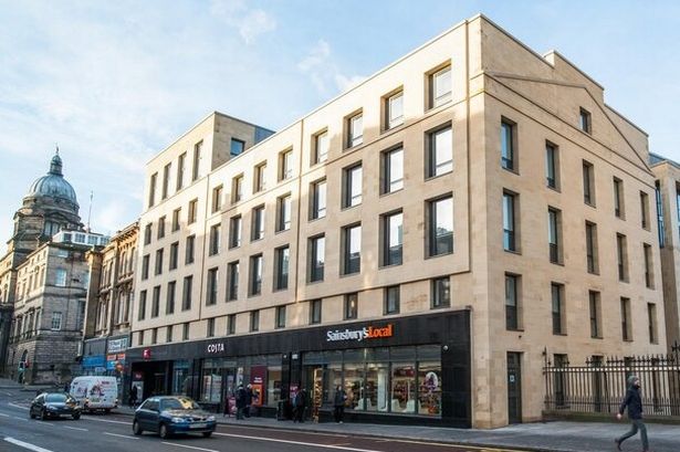 Ibis Edinburgh Centre South Bridge exterior