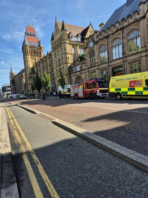 Emergency services at the scene 
