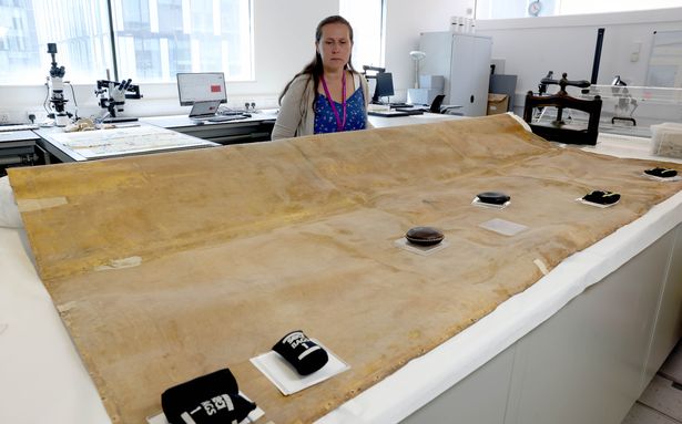 Elisabeth shows us the enormous Mappa Mundi