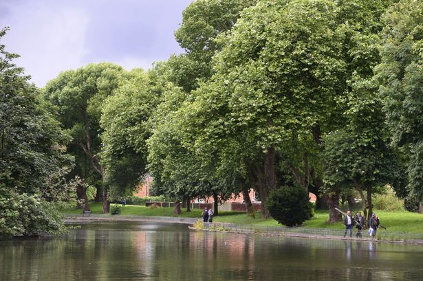 Walton Hall Park lake