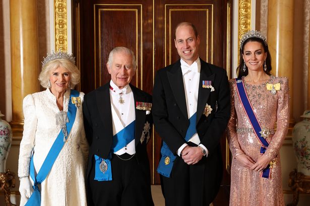 LONDON, ENGLAND - DECEMBER 05: (EDITORIAL USE ONLY) (L-R) Queen Camilla, King Charles III, Prince William, Prince of Wales and Catherine, Princess of Wales pose for a photograph ahead of The Diplomatic Reception in the 1844 Room at Buckingham Palace on December 05, 2023 in London, England. (Photo by Chris Jackson/Getty Images For Buckingham Palace)