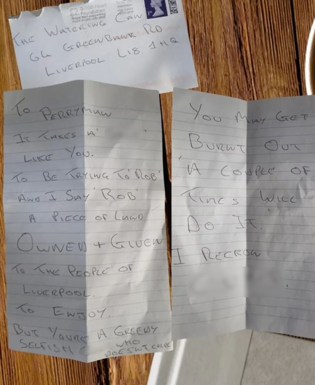 The handwritten letter threatening to burn down the restaurant 