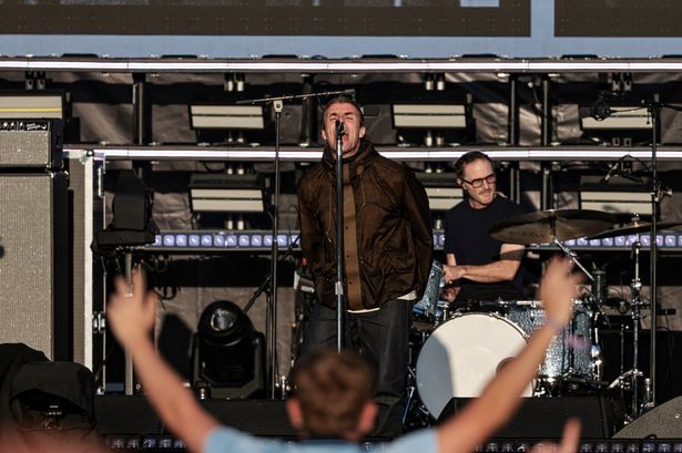 Liam on stage at Heaton Park tonight