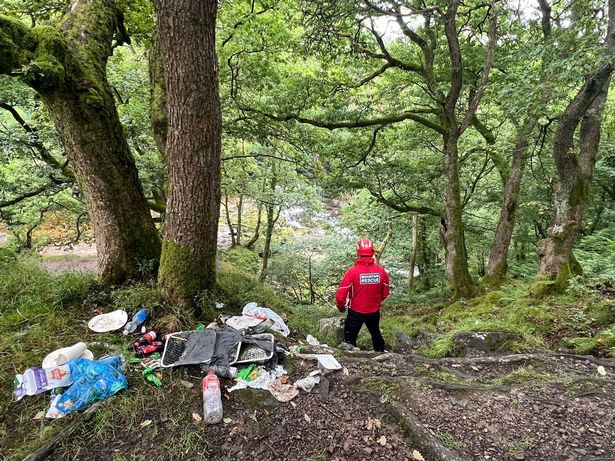 The Central Beacons Mountain Rescue Team came across a large amount of rubbish which had been dumped in Bannau Brycheiniog