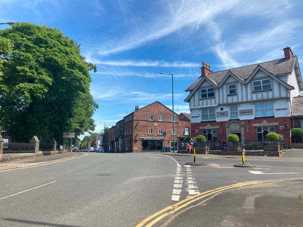 The Grapes pub in Gee Cross, Hyde