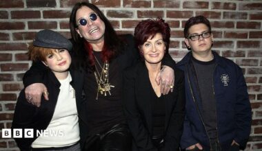 Kelly Osbourne, Ozzy Osbourne, Sharon Osbourne and Jack Osbourne are seen in 2002