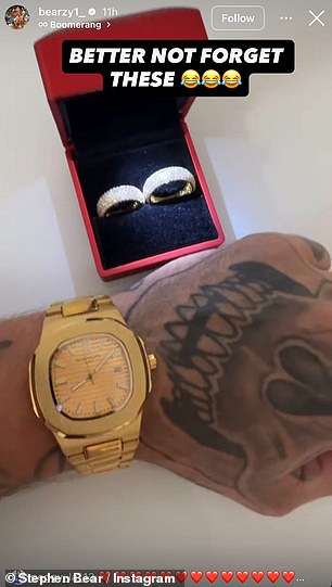 As well as a snap of the pair's gaudy wedding rings