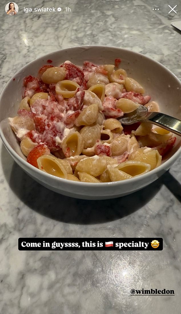 She posted a picture of the dish, featuring pasta mixed with fresh strawberries and yogurt