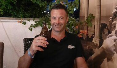 A local postman, Kevin Hyde, was diagnosed with stage four incurable cancer after long delays