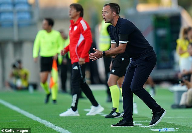 Manager Chris Davies has the job of tying together the players and preparing them for the promotion tilt