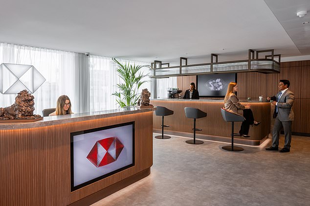 The wealth club has a bar and lounge area, 12 free-to-use meeting rooms and spaces and an event room which can hold up to 50 people