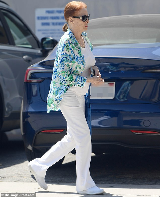 A Bond girl who acted with Sean Connery six decades ago was unrecognizable when she surfaced for a rare outing in Los Angeles this week