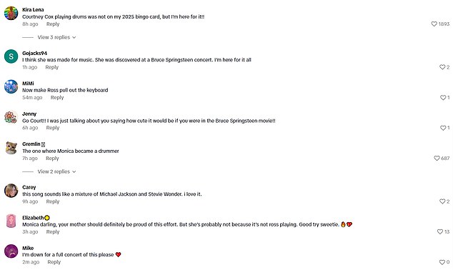 And post has her fans in a frenzy as they flocked to her comment box in awe