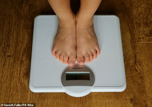 Some users online were shocked that weighing scales could keep a history and applauded the wife's investigative talens