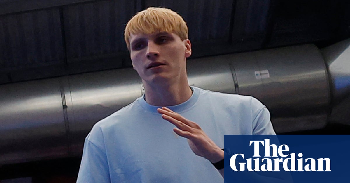 Daniel Lapin, Ukraine’s next big boxing hope, on Usyk bonds after Russia ‘broke’ early career | Boxing