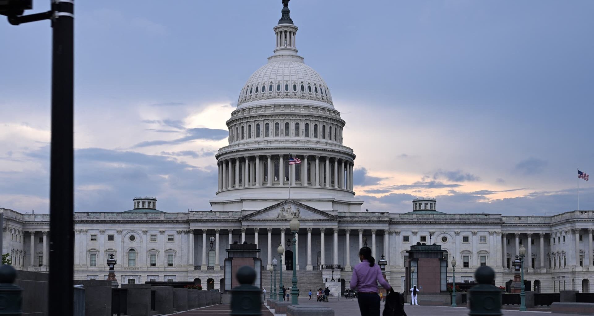 House passes crypto industry-backed market structure bill