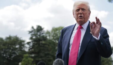 Trump shifts gears to EU after striking Japan deal