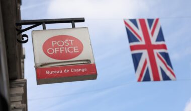 Post Office scandal-hit Fujitsu vies for lucrative Brexit border contract – POLITICO