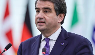 Fitto fights von der Leyen plan to bypass regions in new EU budget – POLITICO