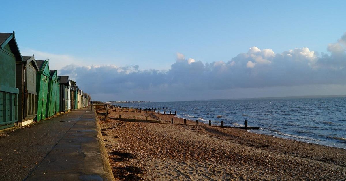 Hill Head: Urgent 'do not swim' warning due to pollution