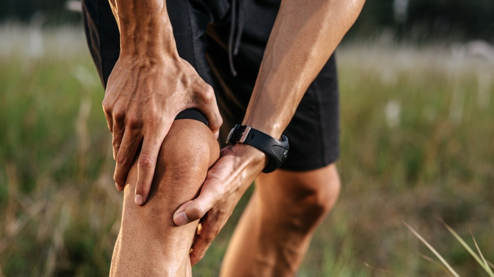 Knees cracking too much? Fitness coach shares why it may be a sign of weak hip, suggests 4 exercises to improve | Health
