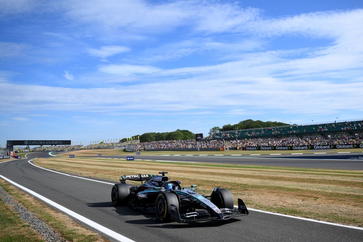 Mercedes "at mercy of the weather" in F1 British GP weekend