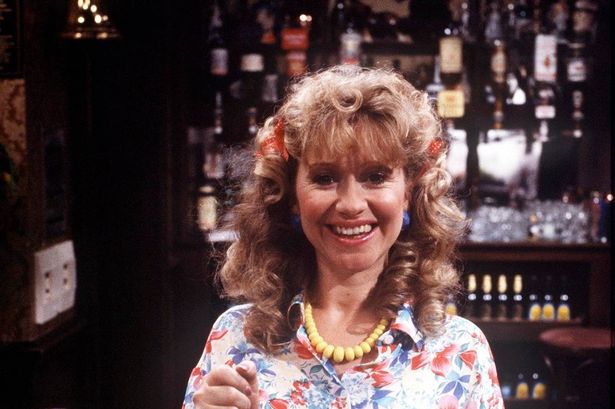 Coronation Street fans gobsmacked as they realise two stars are mother and son