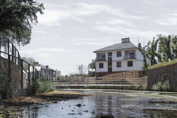 Ephemeral Bridge / FAR WORKSHOP - Exterior Photography, Windows, Waterfront
