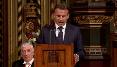 Macron jokes that loan for Bayeaux Tapestry