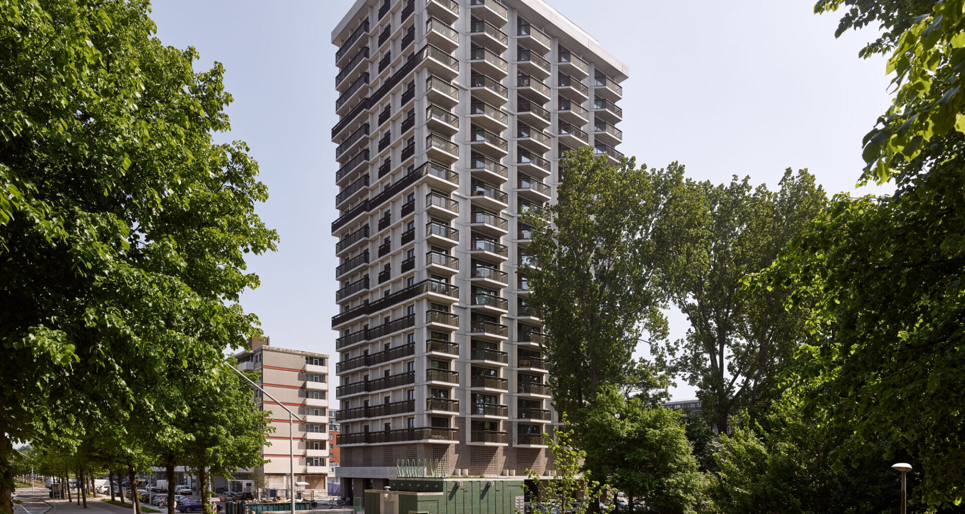 Opportuna Residential Tower / Office Winhov + Office Haratori