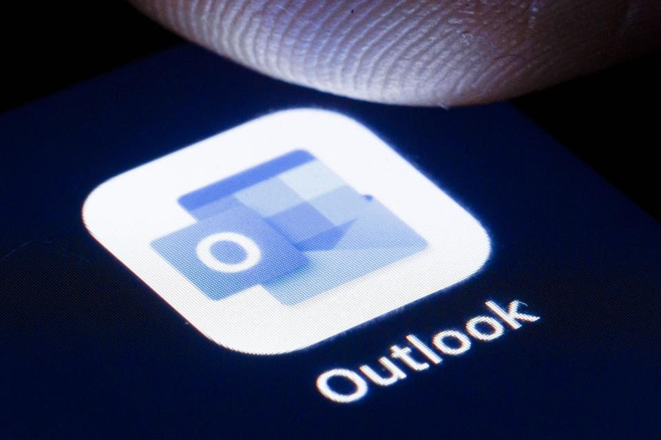 Microsoft Outlook app icon