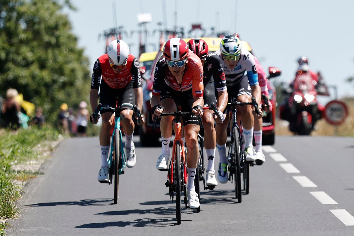 Tour de France 2025 live: Stage 7 route and updates with blockbuster Mur-de-Bretagne climb to decide stage