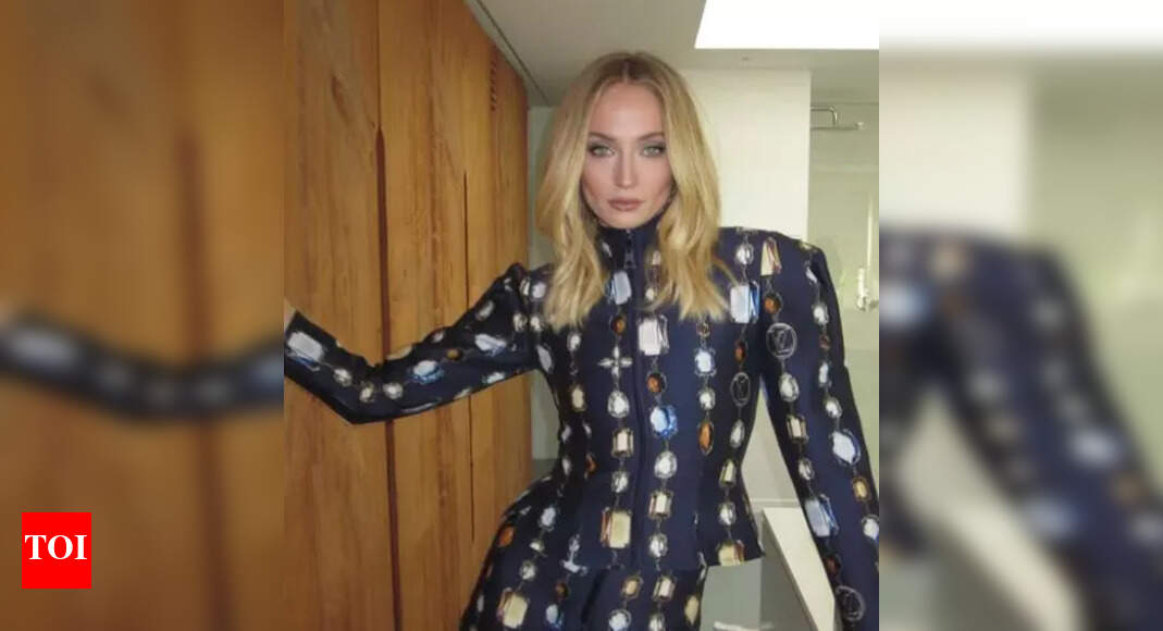 Sophie Turner, Boyfriend Peregrine Pearson pack PDA in London after split rumors |