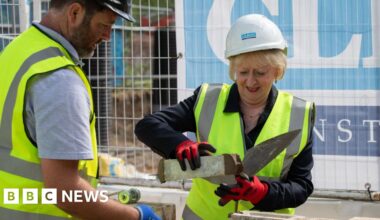 Work to expand Sheffield neuroscience research centre begins