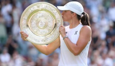 Iga Swiatek dominates Amanda Anisimova to win Wimbledon 2025