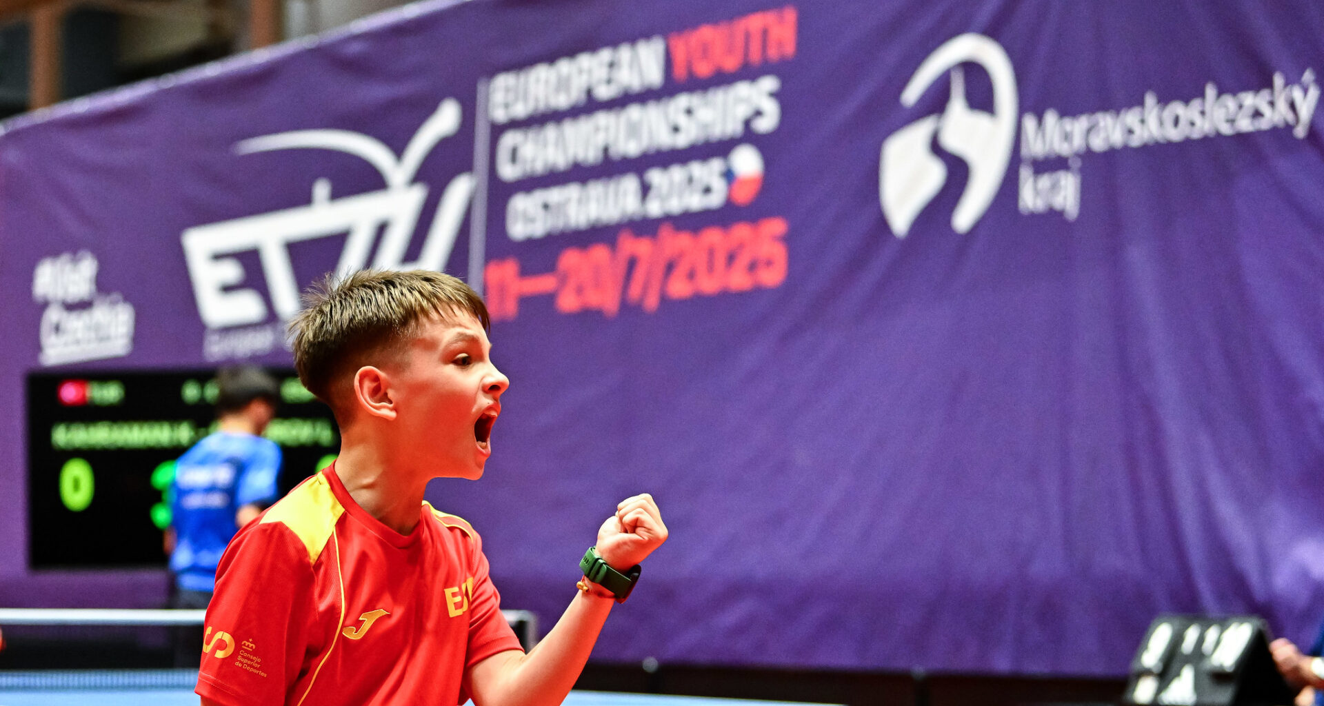 Ladimir MAYOROV’s Brilliance Stuns England and Lifts Spain into the Quarterfinals
