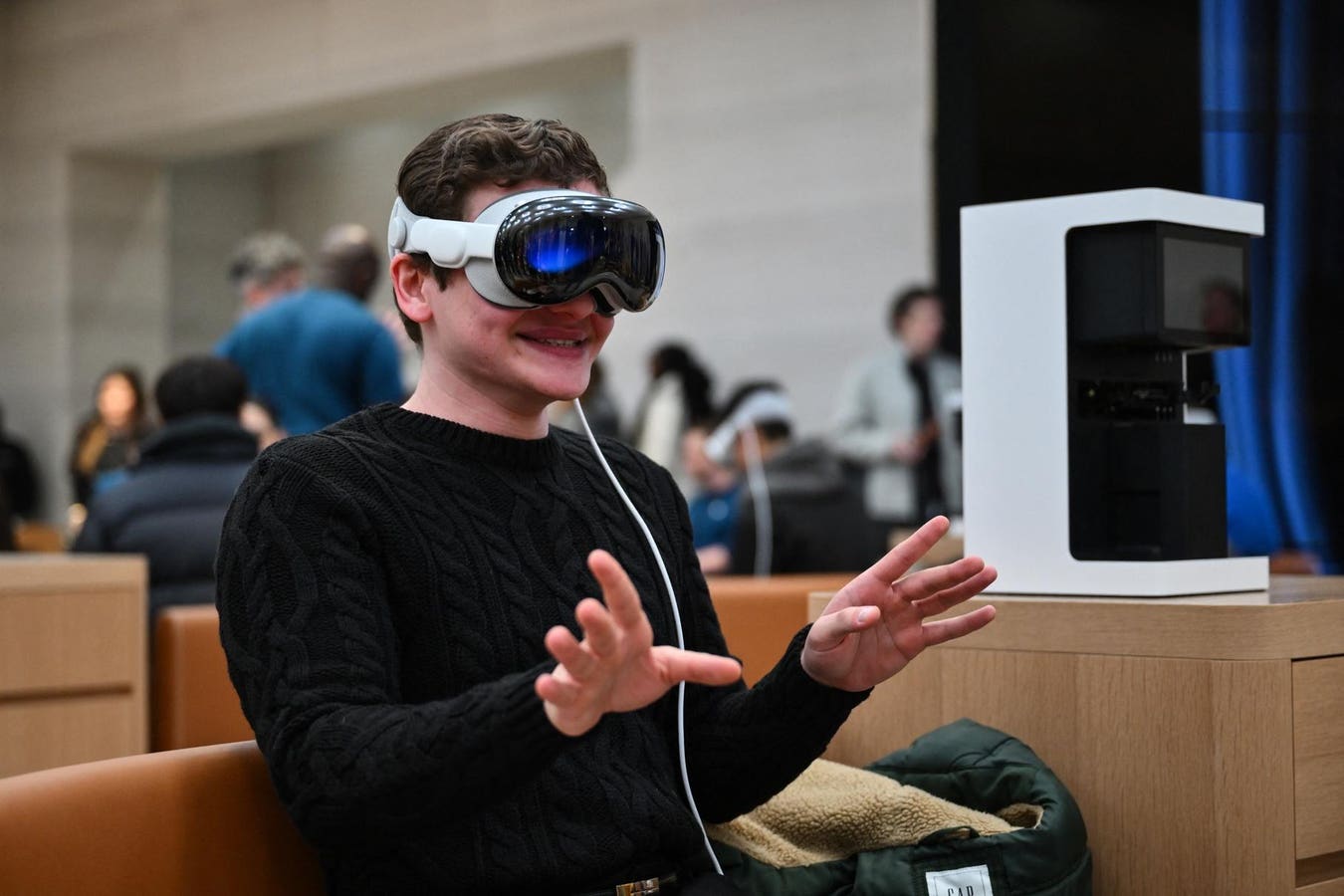 The Role Of VR Headsets In A World Of Smart Glasses