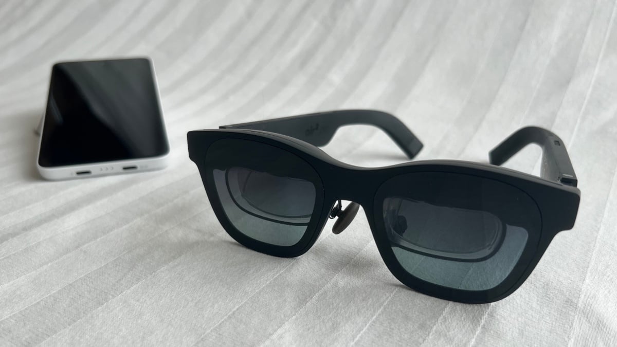 Review: The Xreal Air 2 Pro AR Glasses Are Cool but Frustrating