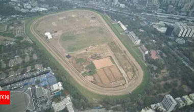RWITC members divided over devpt of clubhouse | Mumbai News