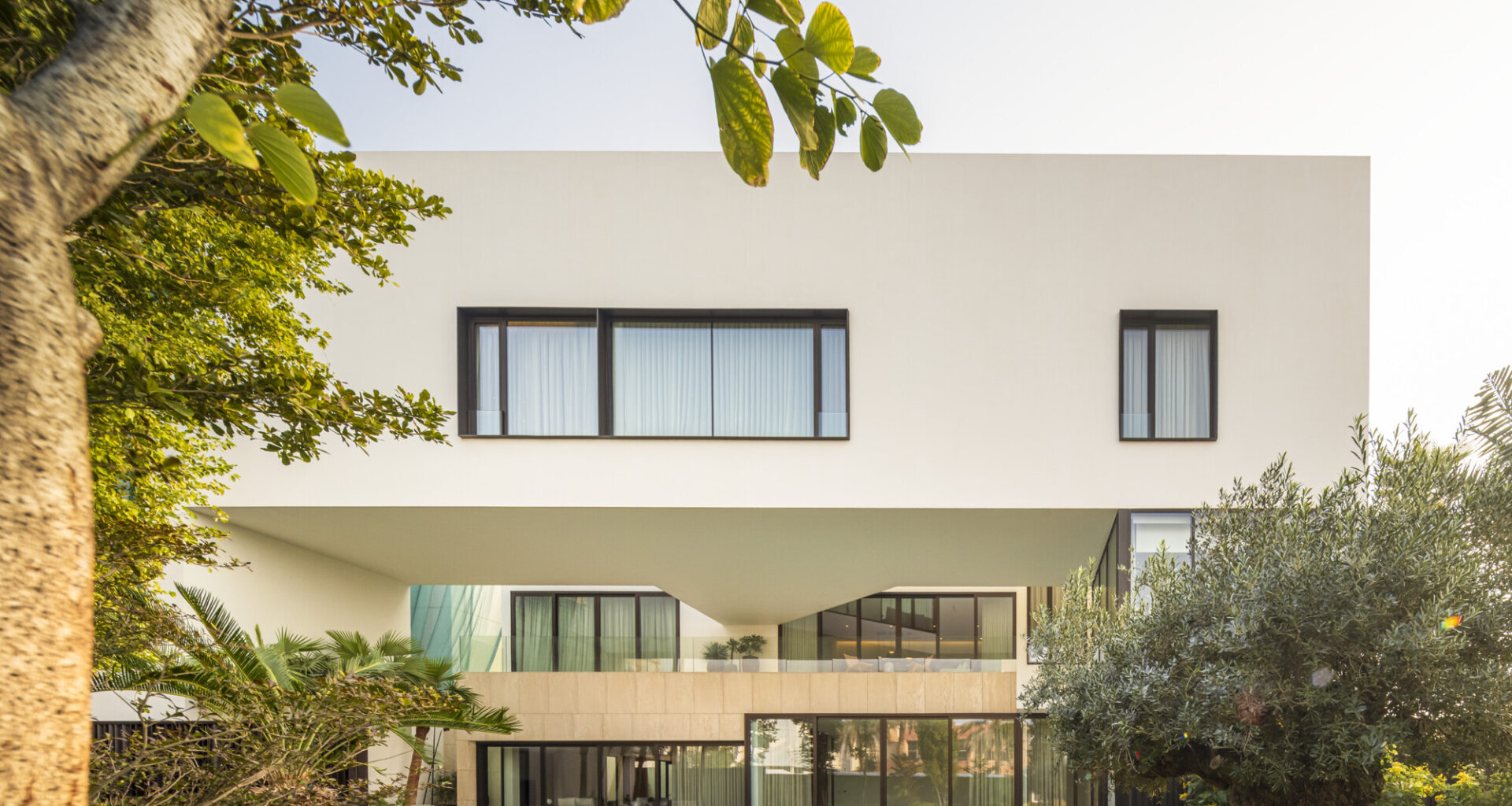 Cleft House / TAEP/AAP | ArchDaily